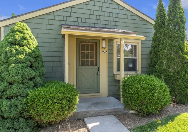 Photo 3 of Condo for sale at 2347 Fernwood Ave, Ann Arbor, MI 48104 | MLS# 81026028068 | Listing updated on 2026-06-16