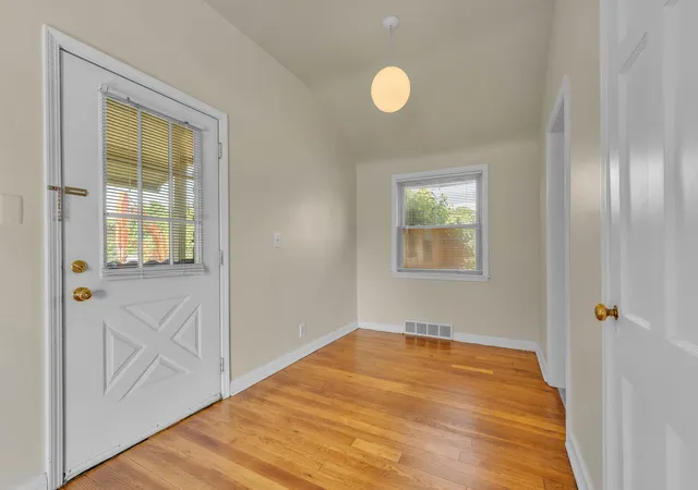 Photo 4 of Condo for sale at 2347 Fernwood Ave, Ann Arbor, MI 48104 | MLS# 81026028068 | Listing updated on 2026-06-16