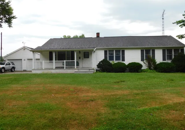 1st image of 6125 W X Y Ave, Schoolcraft, MI 49087 | MLS# 66026028081