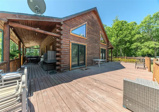 Photo 3 of Single family home for sale at 5432 N 7 Mile Rd, Pinconning, MI 48650 | MLS# 20261043033 | Listing updated on 2026-07-17
