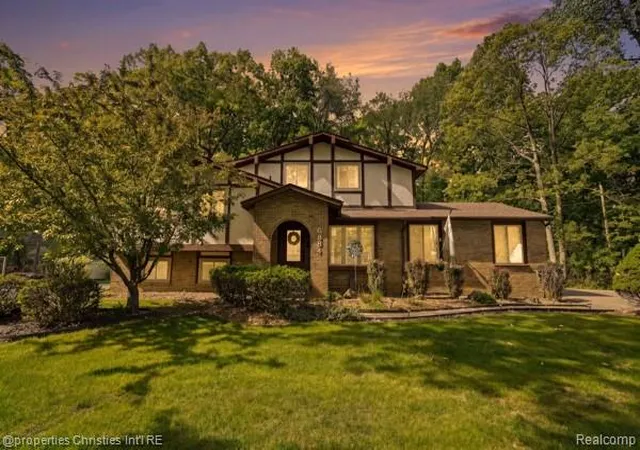 1st image of 6884 Aeroview St, West Bloomfield, MI 48324 | MLS# 20261043043