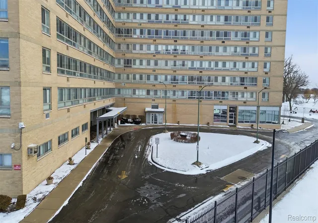 3rd image of 8900 E Jefferson Ave #603, Detroit, MI 48214 | MLS# 20261043057