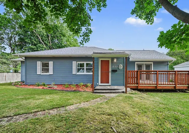 Photo 3 of Single family home for sale at 1333 Cass St, Niles, MI 49120 | MLS# 69026028136 | Listing updated on 2026-06-18