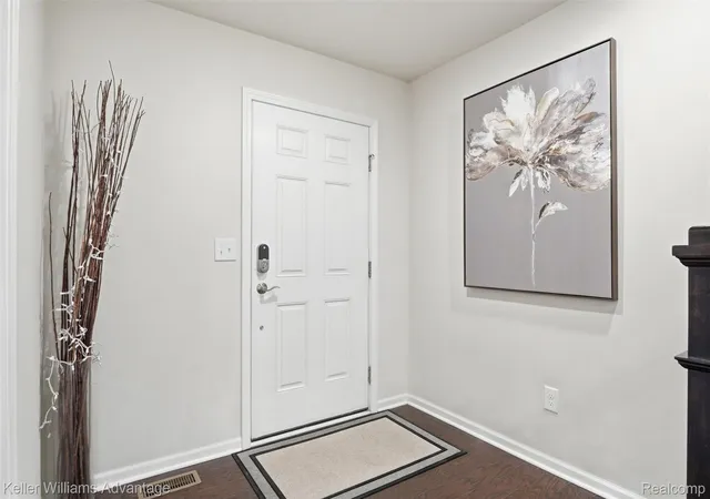 Photo 3 of Single family home for sale at 6134 Fieldstone Cir, South Lyon, MI 48178 | MLS# 20261043078 | Listing updated on 2026-07-06