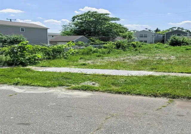 2nd image of 497 W Lantz St, Highland Park, MI 48203 | MLS# 20261043084