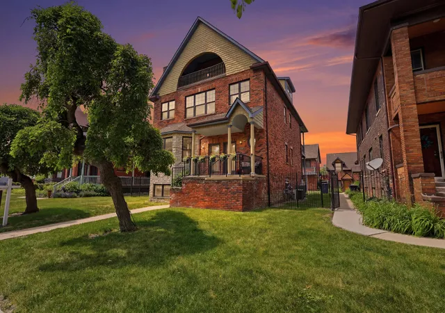1st image of 429 E Ferry St #8, Detroit, MI 48202 | MLS# 81026028144