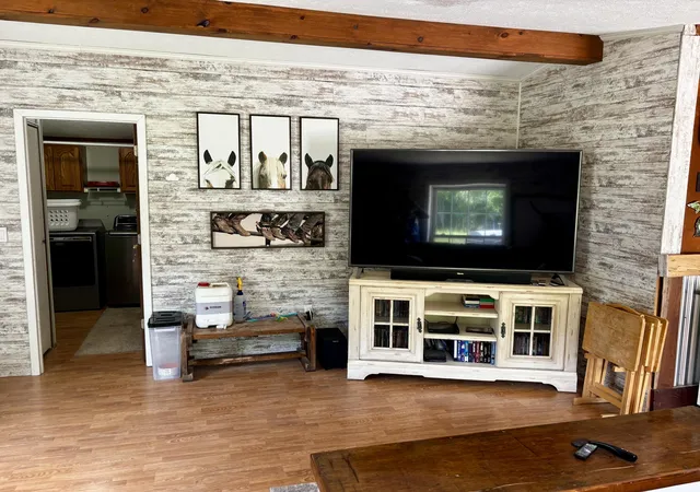3rd image of 1281 64Th St, Fennville, MI 49408 | MLS# 71026028146