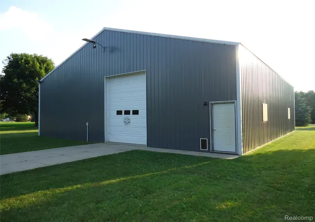 2nd image of 2933 Ashley Dr, Adrian, MI 49221 | MLS# 20261043145