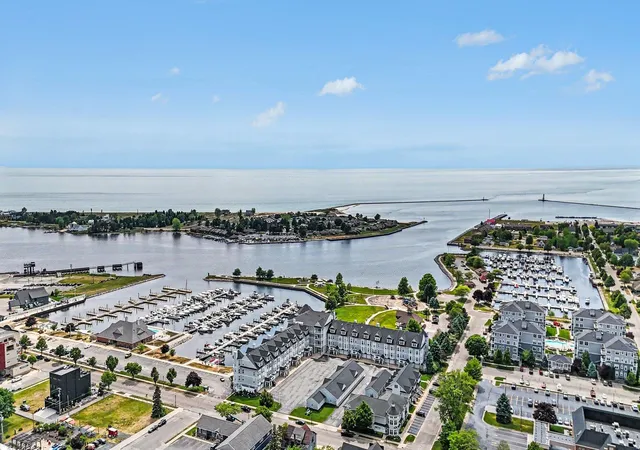 2nd image of 300 S Rath Ave #22, Ludington, MI 49431 | MLS# 67026028178
