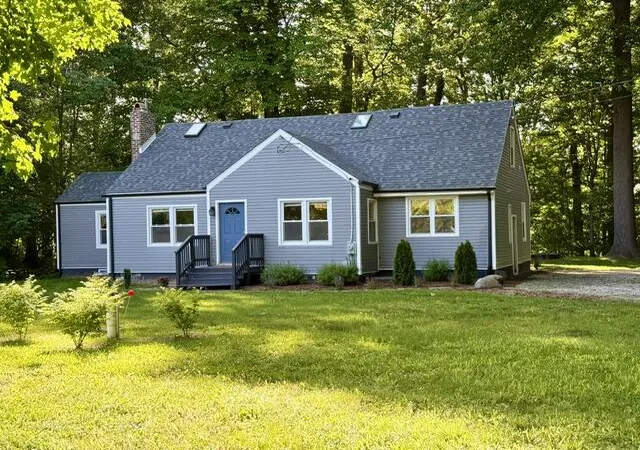 3rd image of 16002 Lakeside Rd, Union Pier, MI 49129 | MLS# 69026028187