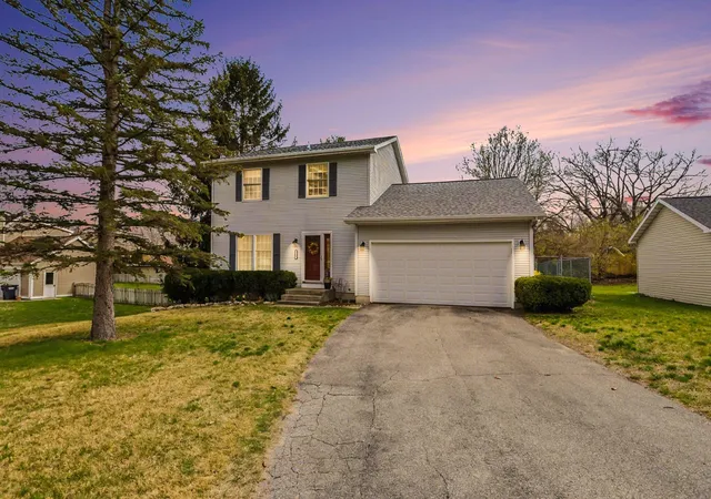 Photo 1 of Single family home for sale at 2956 W John Beers Rd, Stevensville, MI 49127 | MLS# 69026028193 | Listing updated on 2026-07-10