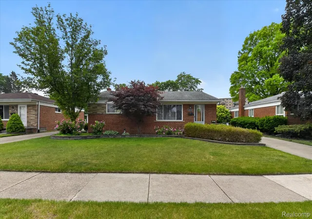 Photo 2 of Single family home for sale at 1616 Connie Ave, Madison Heights, MI 48071 | MLS# 20261043175 | Listing updated on 2026-07-07