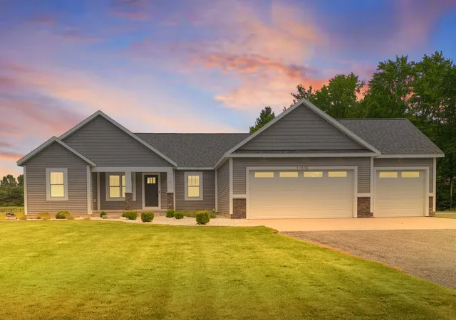Photo 1 of Single Family Residence at 11839 Fillmore St, West Olive, MI 49460 | MLS# 65026028199 | | Sold on 2026-07-30