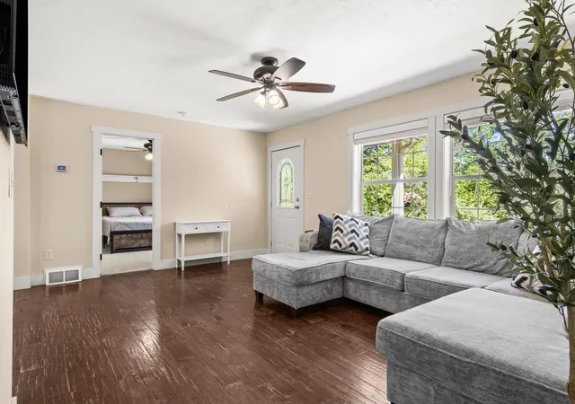 Photo 4 of Single family home for sale at 2732 Hammond Highlands Dr, Traverse City, MI 49686 | MLS# 78080069461 | Listing updated on 2026-07-06