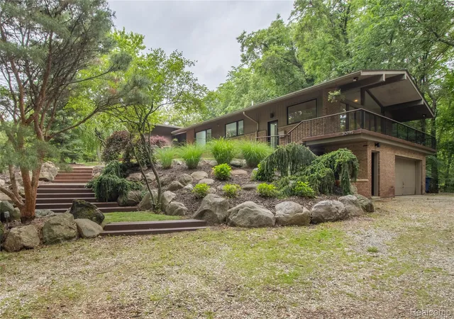 Photo 1 of Single family home for sale at 30795 Adair Ct, Franklin, MI 48025 | MLS# 20261043222 | Listing updated on 2026-08-26