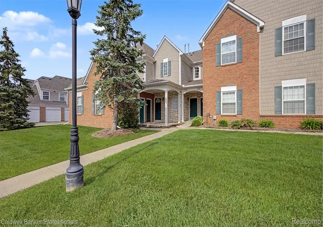 Photo 3 of Condo for sale at 54762 Monarch Dr, Shelby Township, MI 48316 | MLS# 20261043228 | Listing updated on 2026-09-13