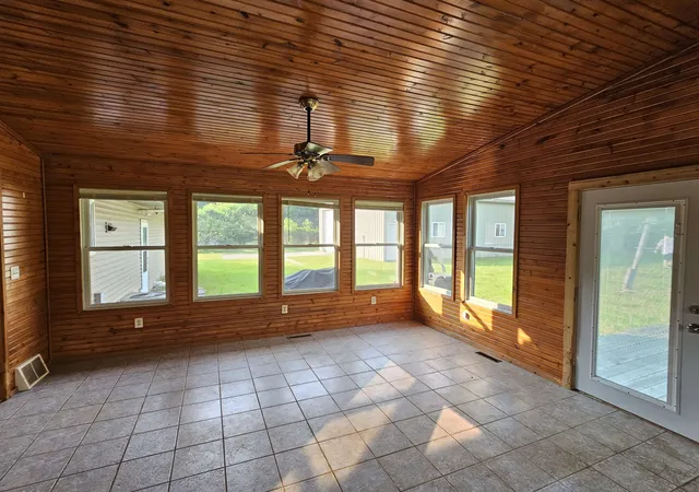 4th image of 8525 Dixie Hwy, Birch Run, MI 48415 | MLS# 5050210804