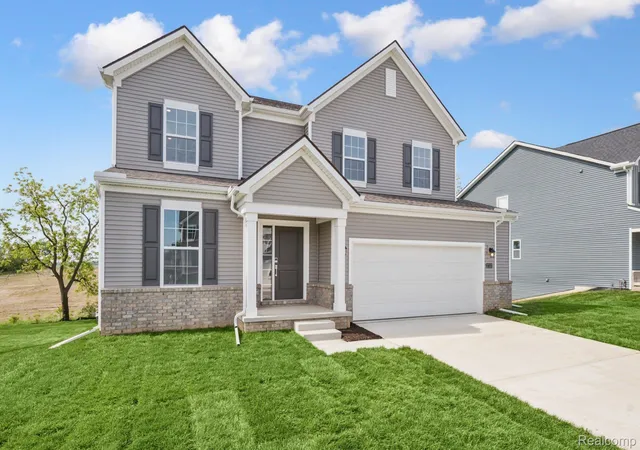 Photo 3 of Single family home for sale at 27137 Silo Dr, Saline City Washtenaw, MI 48176 | MLS# 20261043265 | Listing updated on 2026-09-13