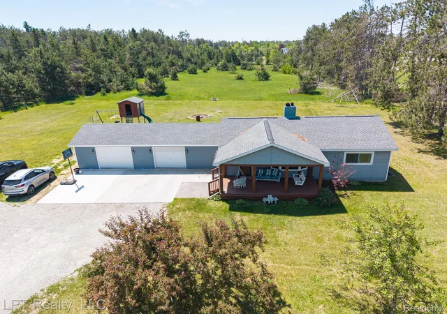 Photo 1 of Single family home for sale at 59 Mccoy Rd, Gaylord, MI 49735 | MLS# 20261043280 | Listing updated on 2026-07-04