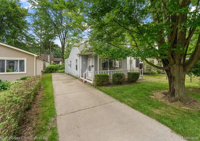 Photo 3 of Single family home for sale at 27428 Townley St, Madison Heights, MI 48071 | MLS# 20261043293 | Listing updated on 2026-09-18