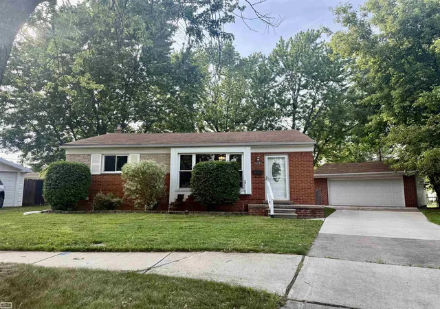 Photo 1 of Single family home for sale at 26093 La Salle Ct St, Roseville, MI 48066 | MLS# 58050210821 | Listing updated on 2026-08-18