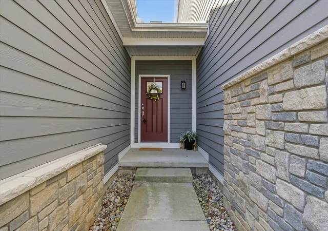 Photo 2 of Condo for sale at 108 E Henry St #802, Saline, MI 48176 | MLS# 81026028318 | Listing updated on 2026-07-13