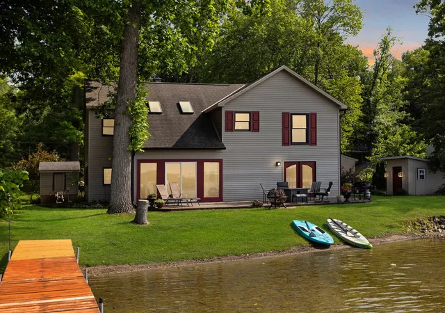 Photo 1 of Single family home for sale at 4461 Cordley Lake Rd, Pinckney, MI 48169 | MLS# 81026028327 | Listing updated on 2026-06-21