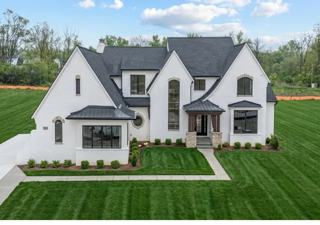 Homes for sale in Barton Hills Village Washtenaw, MI | 244 Barton Shore Dr #1, Barton Hills Village Washtenaw, MI 48105 | MLS# 81026028323