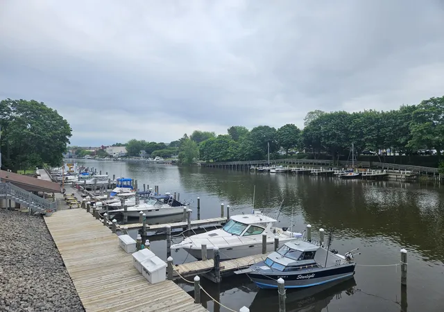 4th image of 317 5Th Ave #Unit 4, Manistee, MI 49660 | MLS# 67026028337
