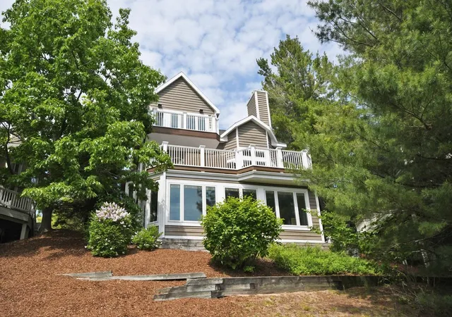 Listing Photo 2 - Condo for sale in building located at 4 Chimney Ridge, Glen Arbor, MI 49636