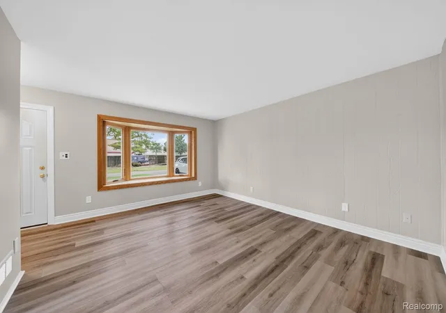 5th image of 33484 Krauter St, Westland, MI 48185 | MLS# 20261043405