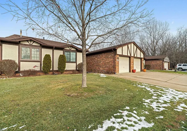 Photo 1 of Sale Pending at 5441 Stanford Ct, Warren, MI 48091 | MLS# 58050210849 | Listing updated on 2026-07-06