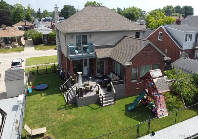 2nd image of 22434 Lange St, Saint Clair Shores, MI 48080 | MLS# 20261043414