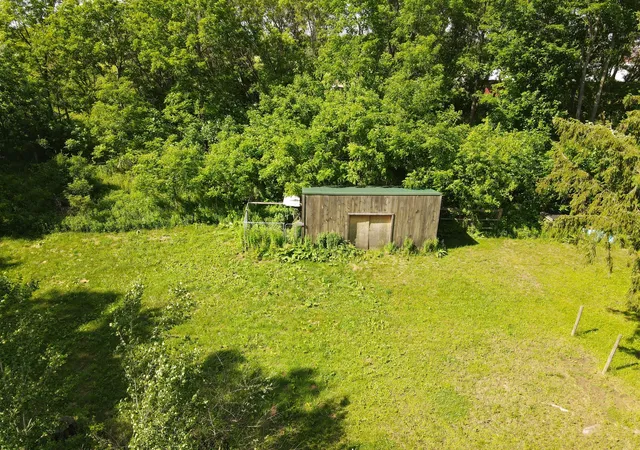 5th image of 23580 22 Mile Rd, Paris, MI 49338 | MLS# 72026028371
