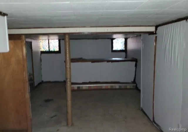 Listing Photo 5 - Condo for sale in building located at 4345 W Buena Vis St, Detroit, MI 48238
