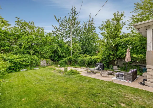 27th image of 418 King St, Detroit, MI 48202 | MLS# 81026028398