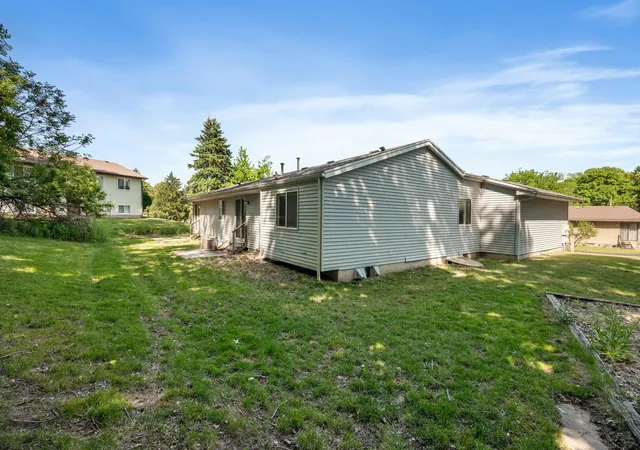 16th image of 2955 Englewood Ave Se, Grand Rapids, MI 49508 | MLS# 65026028410