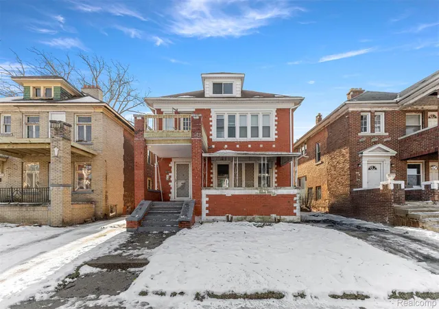 Photo 1 of Single family home for sale at 2015 Gladstone St, Detroit, MI 48206 | MLS# 20261043516 | Listing updated on 2026-06-19
