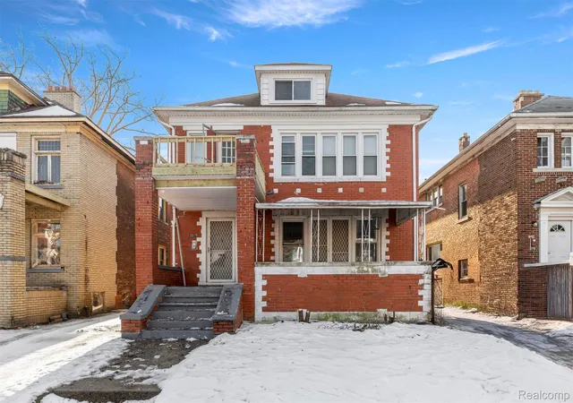 Photo 2 of Single family home for sale at 2015 Gladstone St, Detroit, MI 48206 | MLS# 20261043516 | Listing updated on 2026-06-19