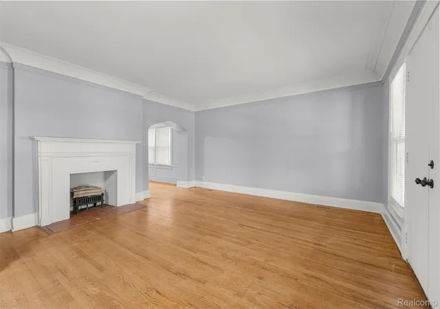 Photo 4 of Single family home for sale at 2015 Gladstone St, Detroit, MI 48206 | MLS# 20261043516 | Listing updated on 2026-06-19