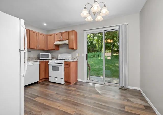 5th image of 2957 Englewood Ave SE, Grand Rapids, MI 49508 | MLS# 65026028415