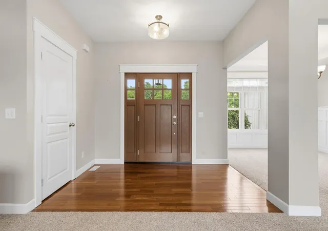 3rd image of 5420 Farallon Dr, Kalamazoo, MI 49009 | MLS# 66026028414