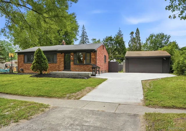 Photo 1 of Sale Pending at 23040 Shiell St, Clinton Township, MI 48035 | MLS# 20261043522 | Listing updated on 2026-09-02