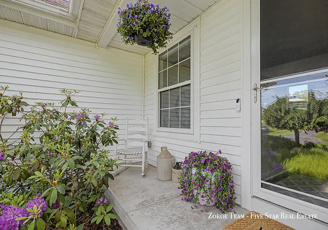 Homes for sale in Tallmadge Charter Township Ottawa, MI | 2130 Canterbury Ln, Tallmadge Charter Township Ottawa, MI 49435 | MLS# 65026028425