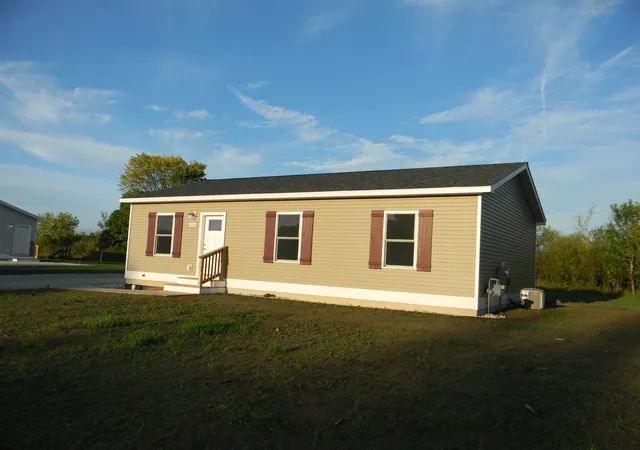 4th image of 208 Taylors Ct, Scottville City Mason, MI 49454 | MLS# 67026028452