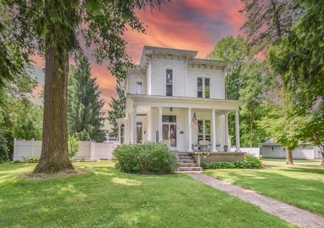 Homes for sale in Hillsdale City Hillsdale, MI | 115 W Silver St, Hillsdale City Hillsdale, MI 49274 | MLS# 62026028454