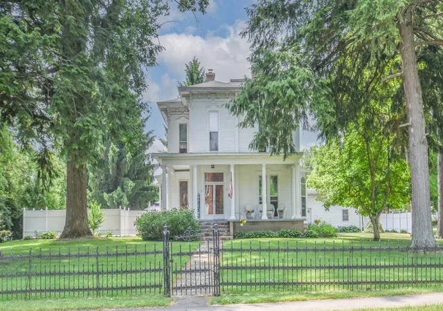 Homes for sale in Hillsdale City Hillsdale, MI | 115 W Silver St, Hillsdale City Hillsdale, MI 49274 | MLS# 62026028454