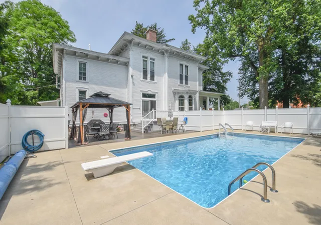 Homes for sale in Hillsdale City Hillsdale, MI | 115 W Silver St, Hillsdale City Hillsdale, MI 49274 | MLS# 62026028454
