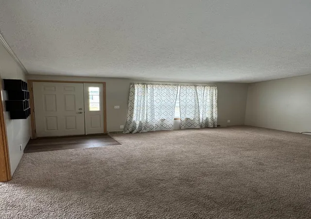 5th image of 818 Raisin River Rd, Three Rivers, MI 49093 | MLS# 68026028472