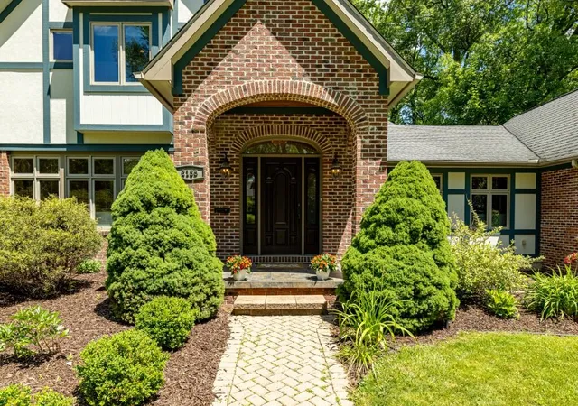 Photo 1 of Single family home for sale at 2135 Tuomy Rd, Ann Arbor, MI 48104 | MLS# 81026028484 | Listing updated on 2026-09-19